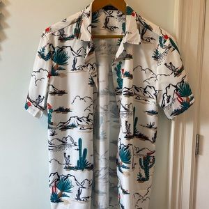 Western themed Hawaiian style shirt 🌵